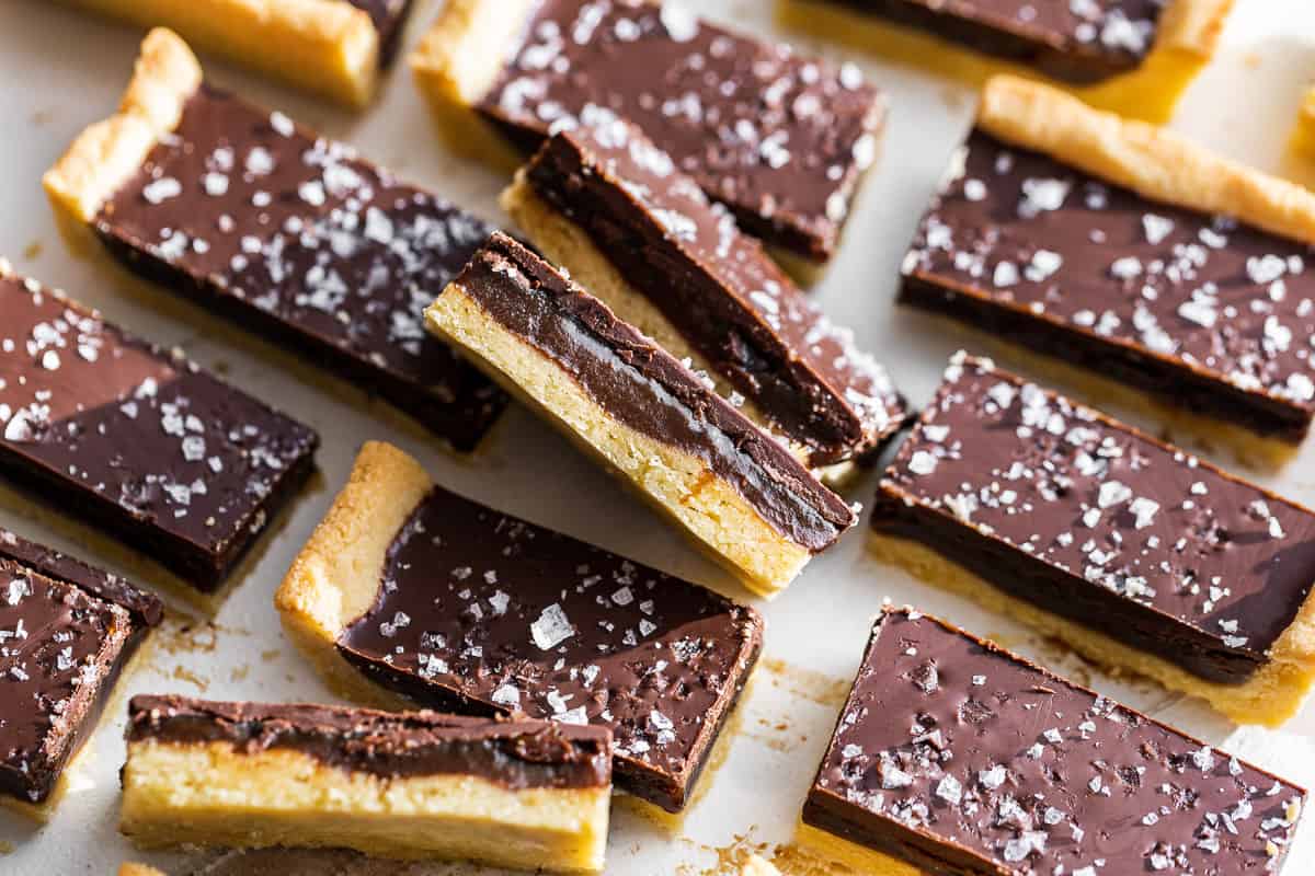 Homemade Paleo Twix Bars: Healthier Gluten-Free Candy Fix